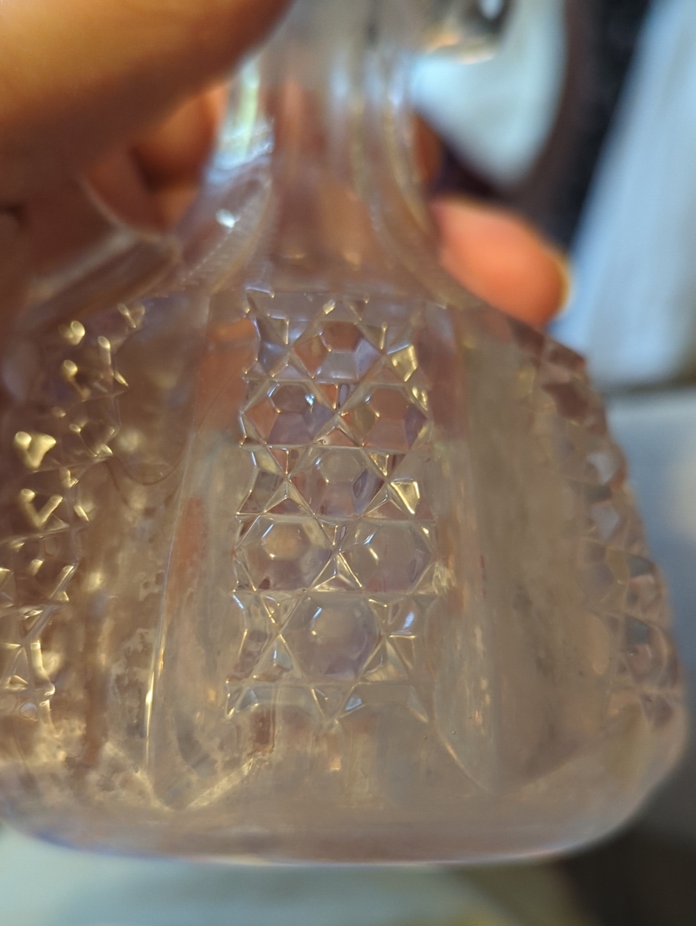 Antique 1800’s EAPG Pressed Glass 6.5” Cruet w/Stopper Pontil Base - Picture 4 of 12